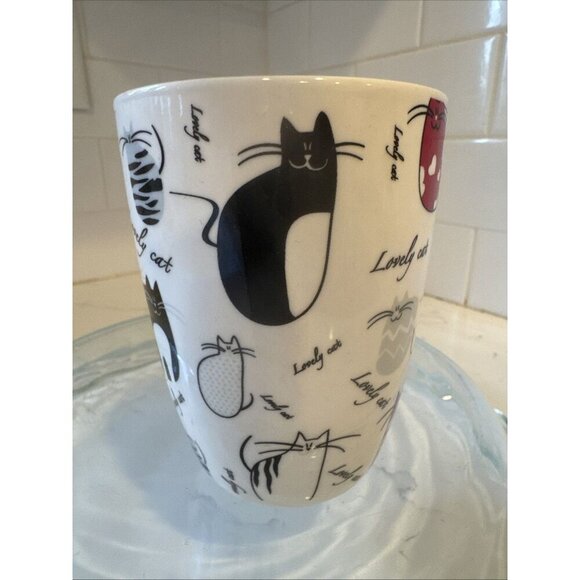 COLLECTIBLE 10 OZ MUG / "Lovely Cats" CATS PATTERN - Picture 8 of 12